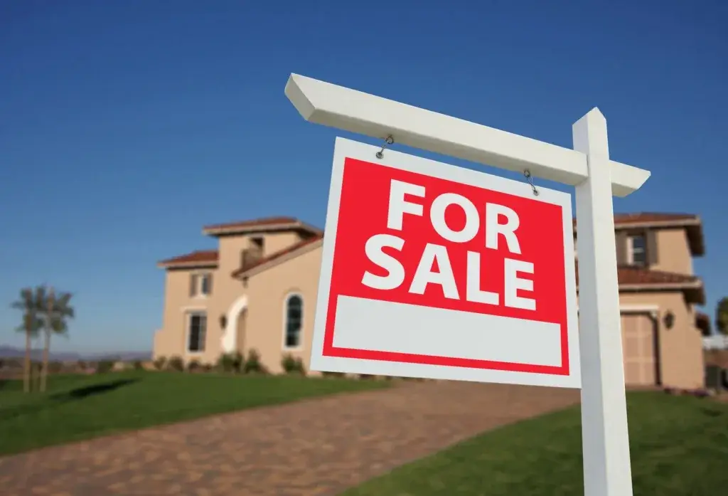 How to Know When to Sell Your House: A Comprehensive Guide